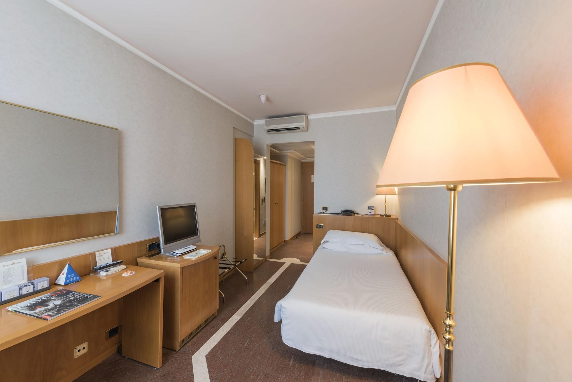 Caesar'S Hotel Cagliari Extérieur photo