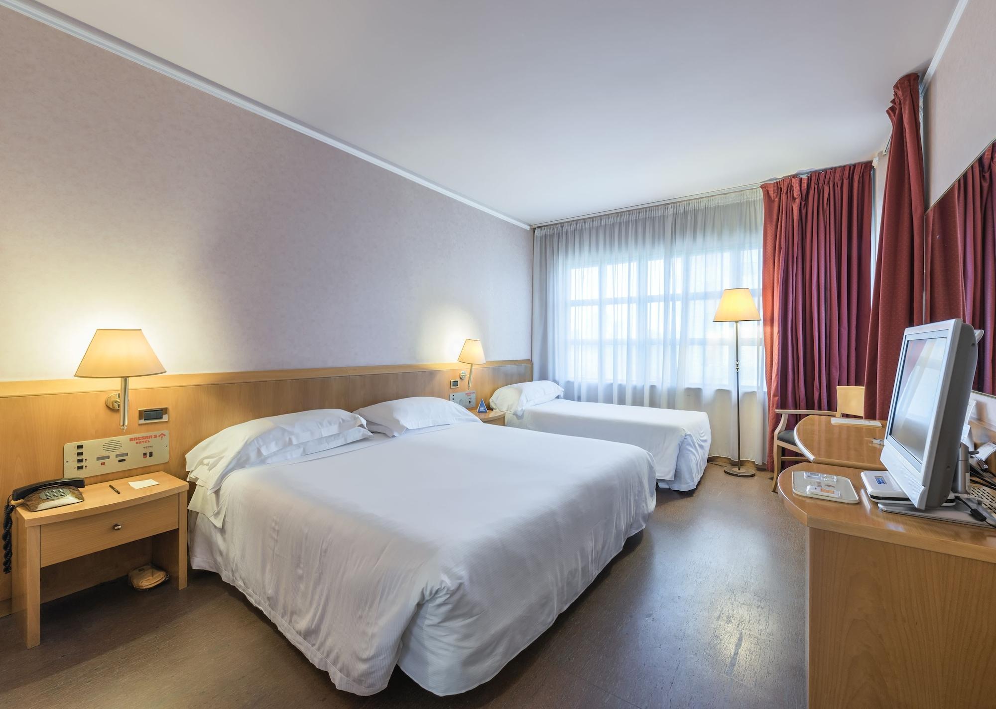 Caesar'S Hotel Cagliari Extérieur photo
