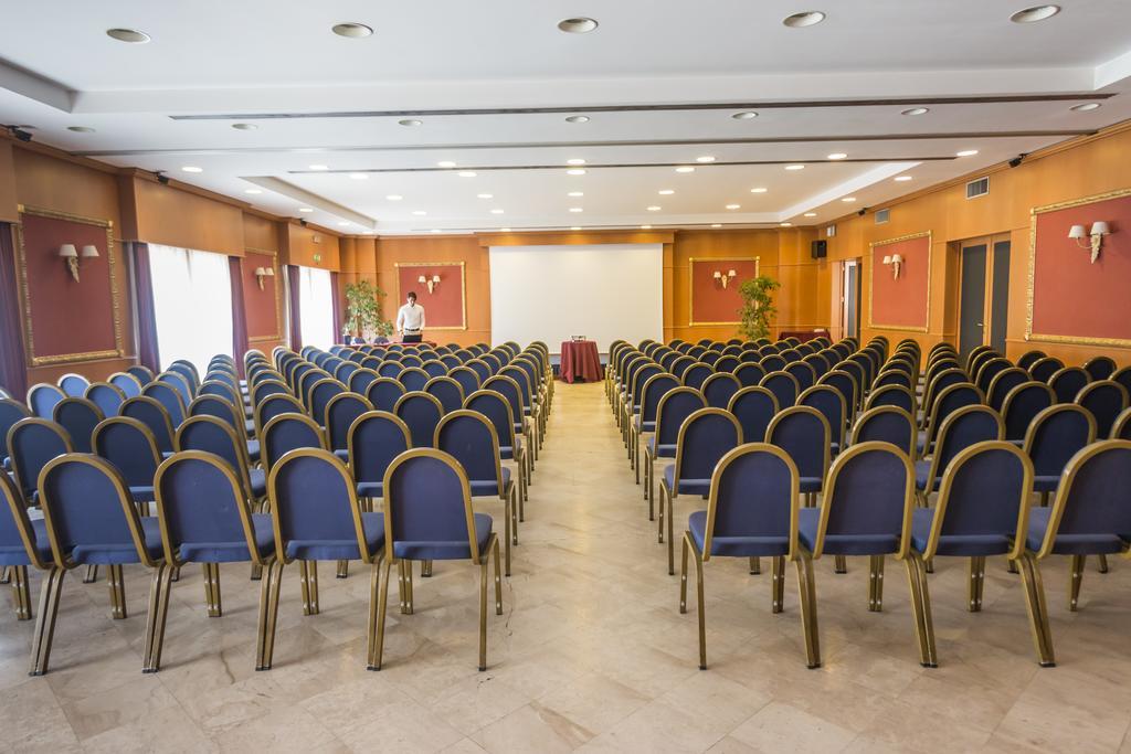 Caesar'S Hotel Cagliari Extérieur photo