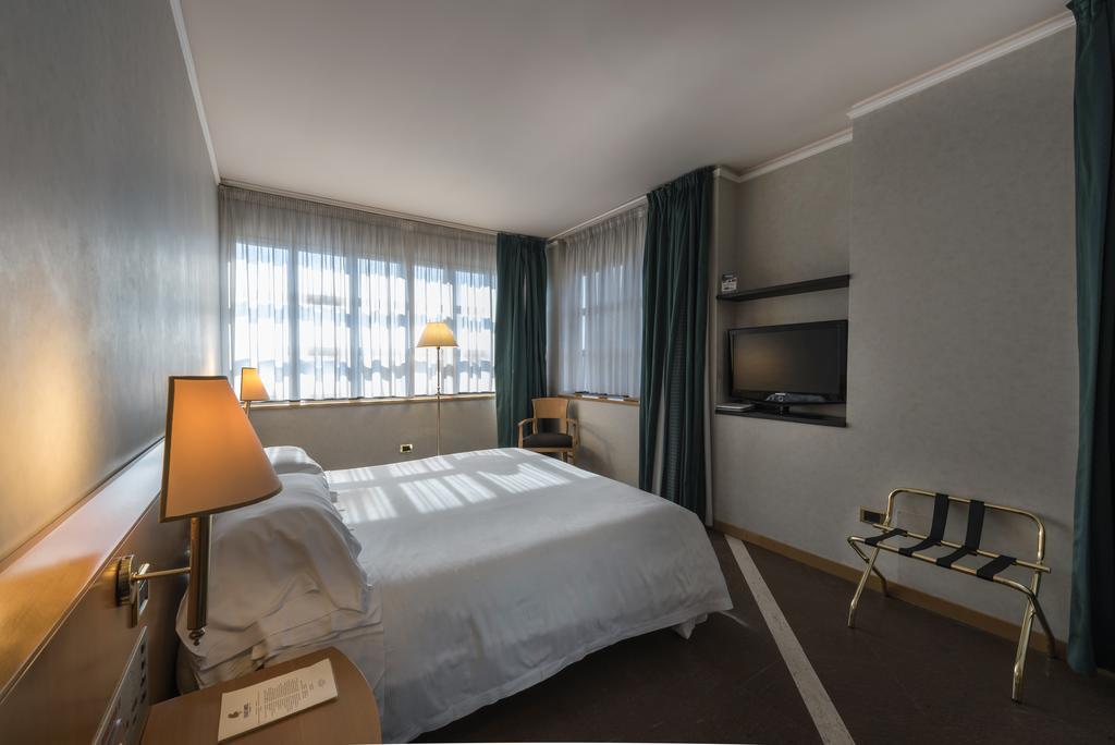 Caesar'S Hotel Cagliari Extérieur photo