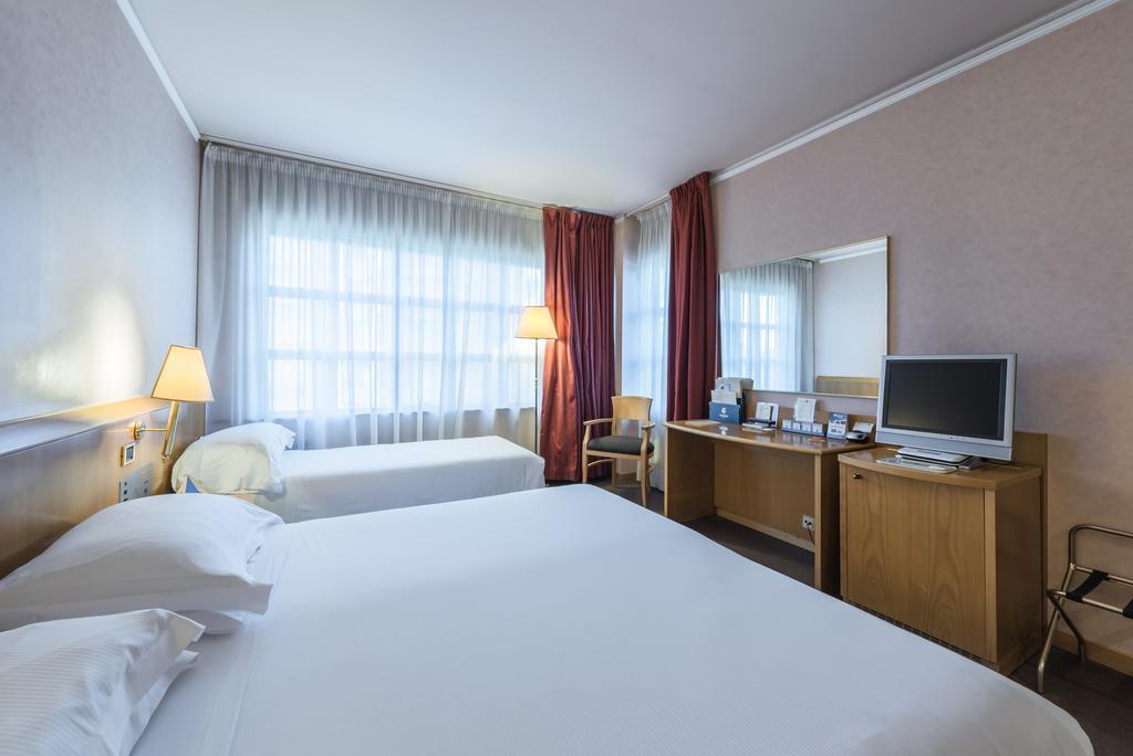 Caesar'S Hotel Cagliari Extérieur photo