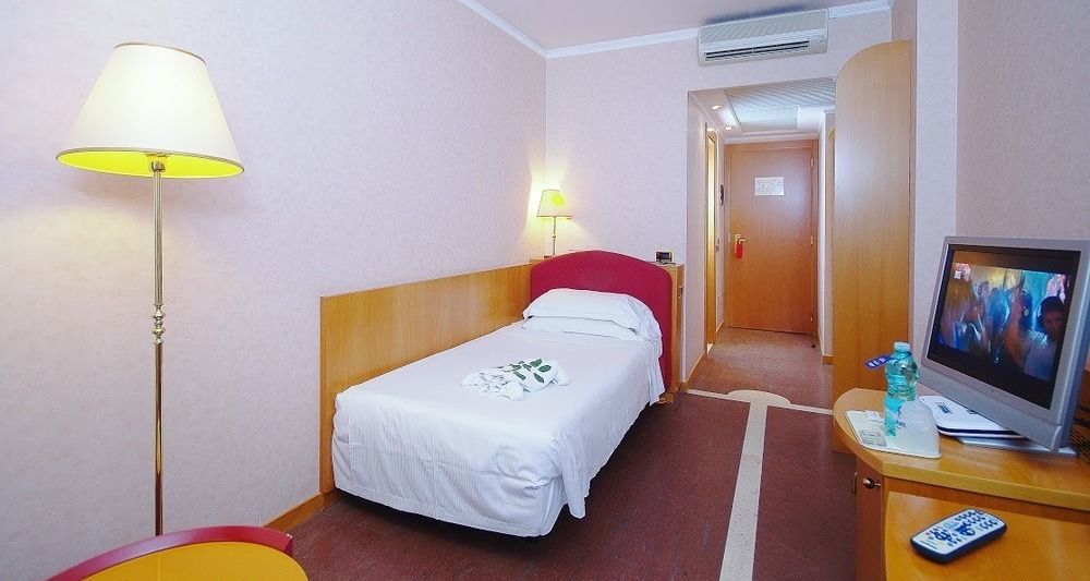Caesar'S Hotel Cagliari Extérieur photo
