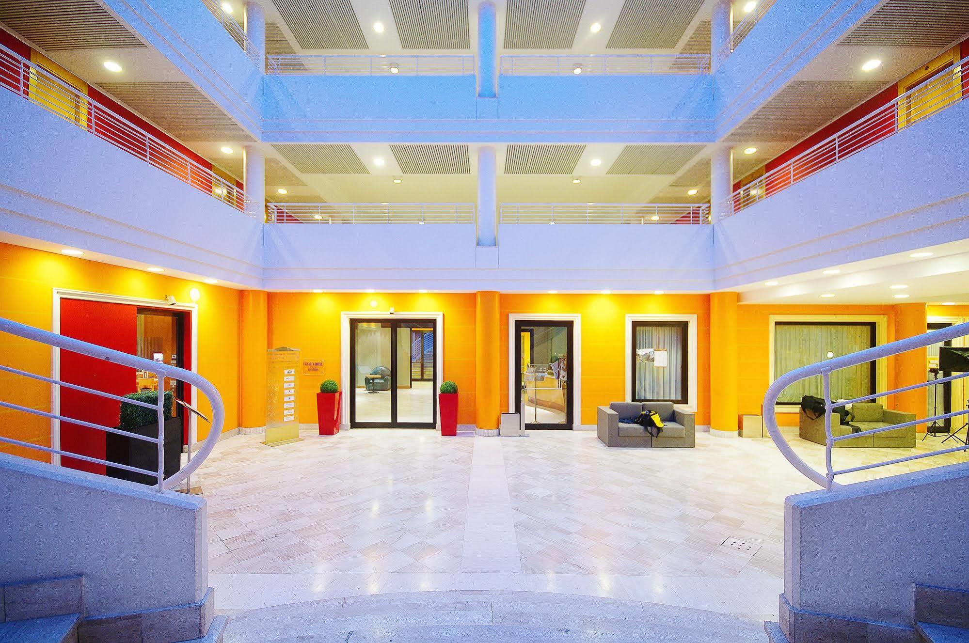 Caesar'S Hotel Cagliari Extérieur photo